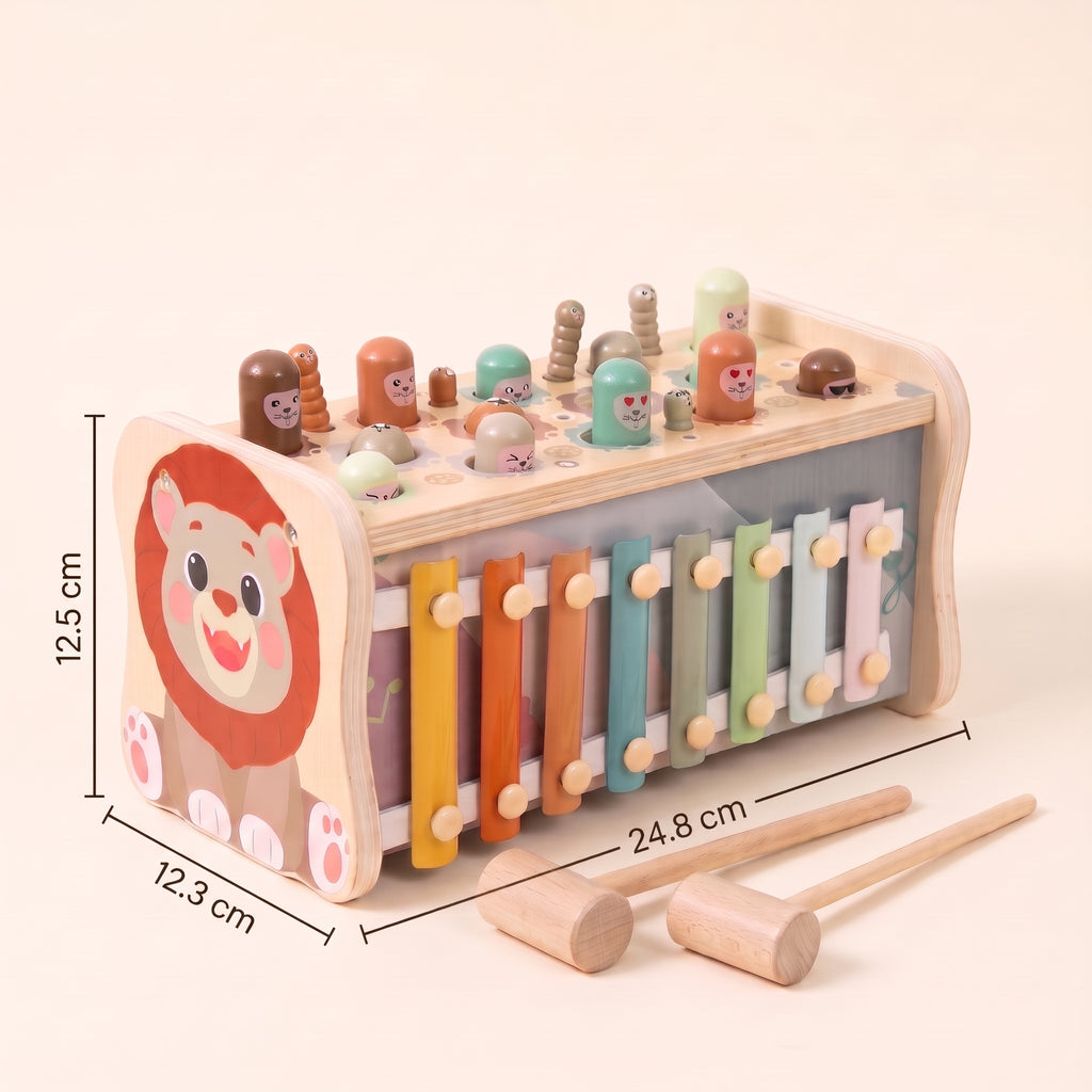 Wooden hammer bench measuring 24.8 cm long, 12.3 cm deep and 12.5 cm high